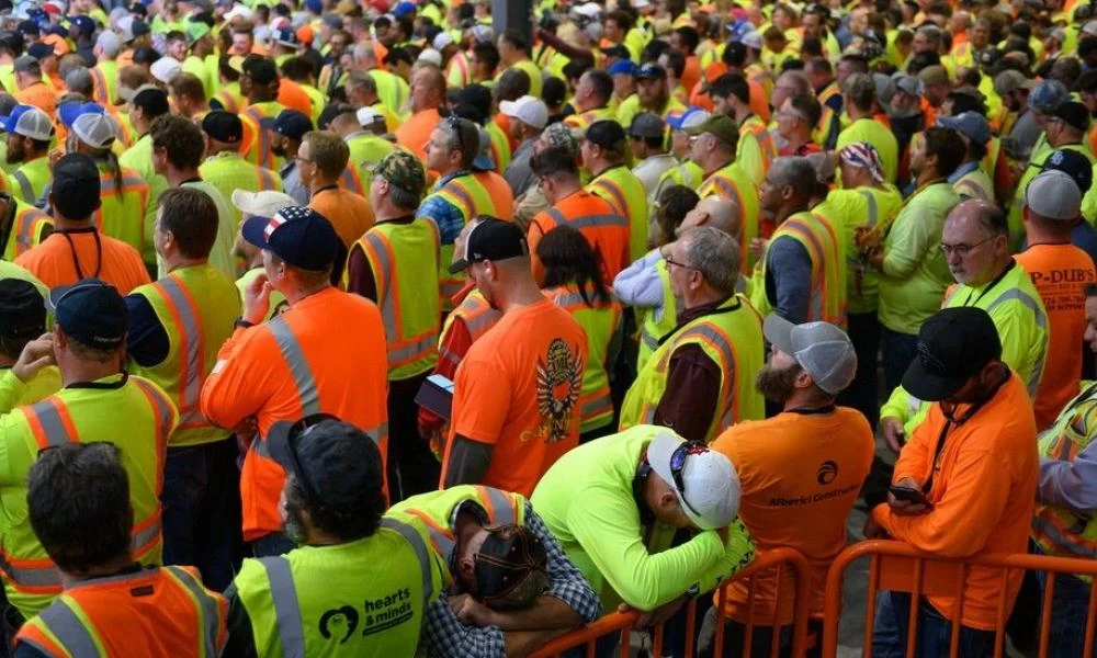 Στη μεγαλύτερη κρίση από τον Β’ Παγκόσμιο Πόλεμο η Shell